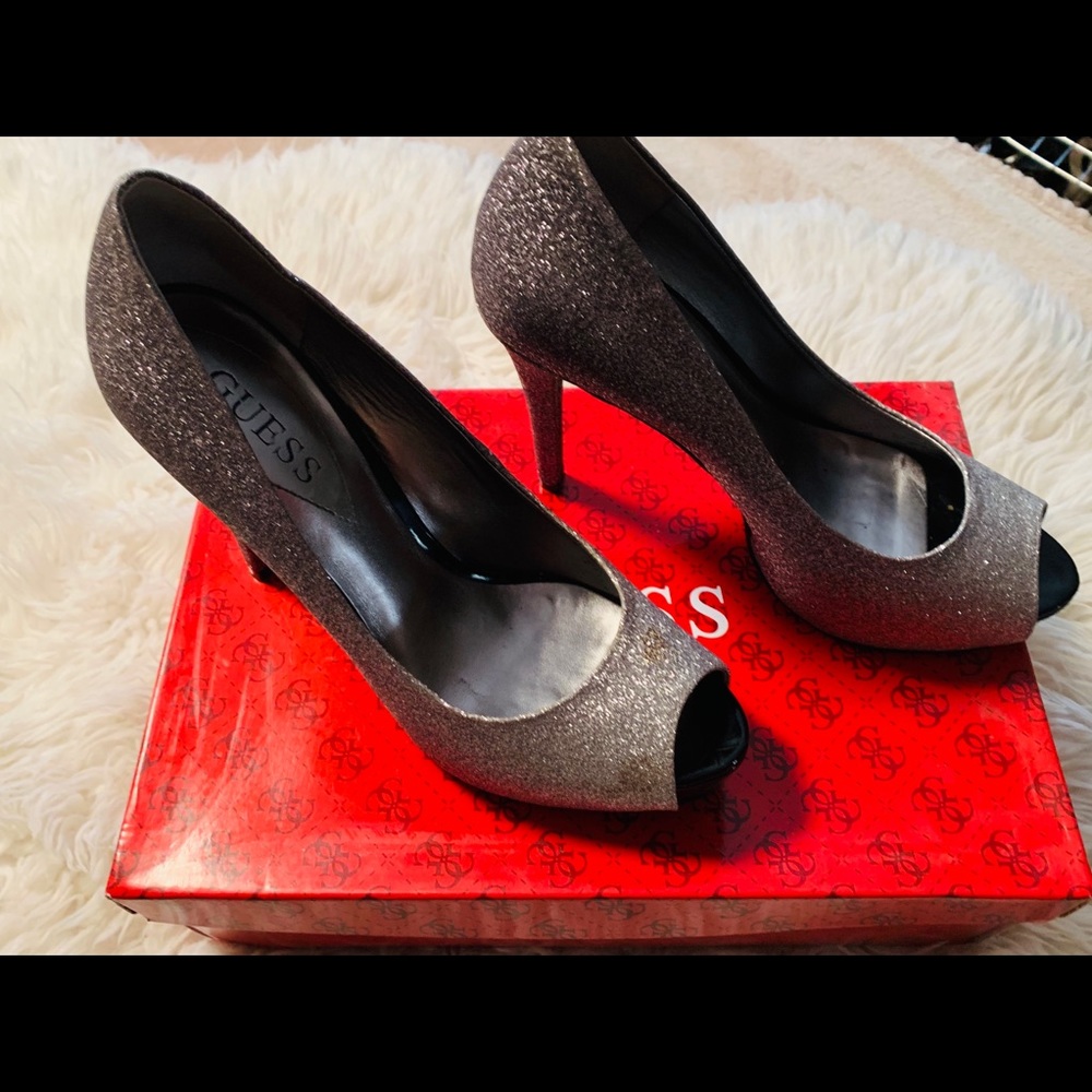 Guess Heels - image 5